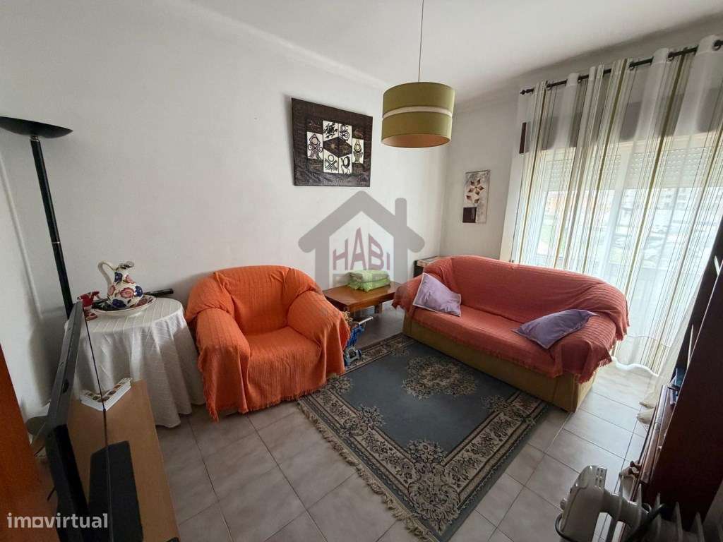 Excelente T3 Centro Samora Correia-23