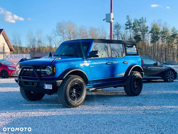 Ford Bronco - 16