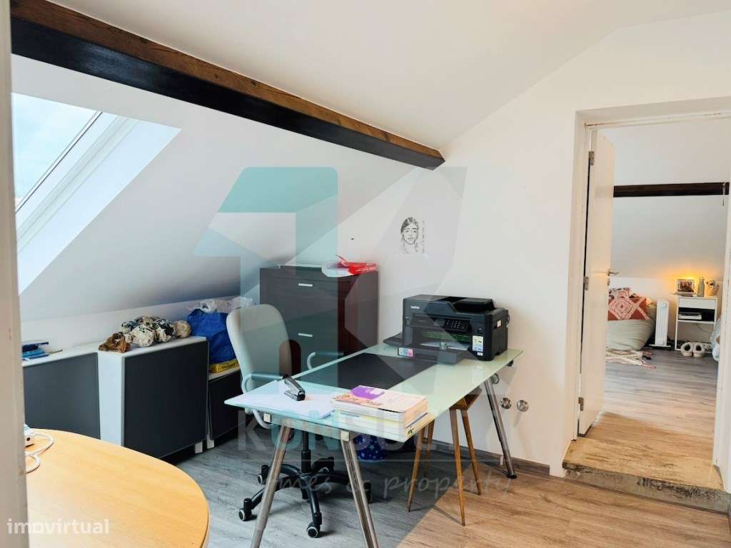 Moradia T3 + T2 em São João do Estoril - Alapraia-29