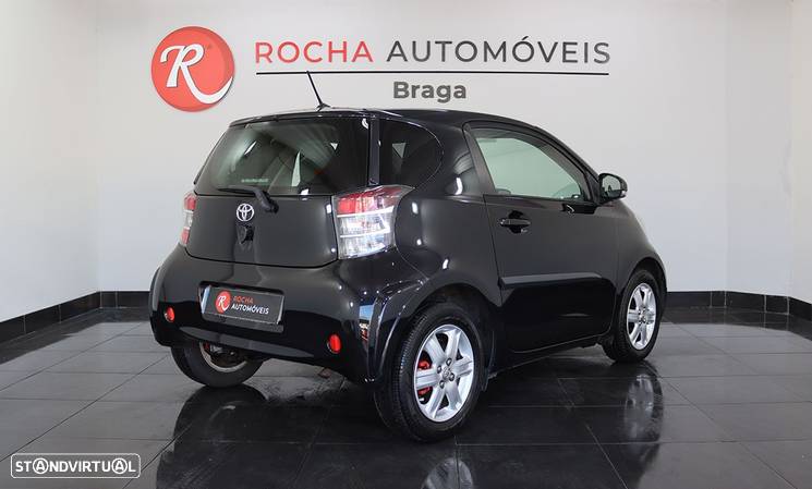 Toyota iQ 1.0 VVT-i - 7