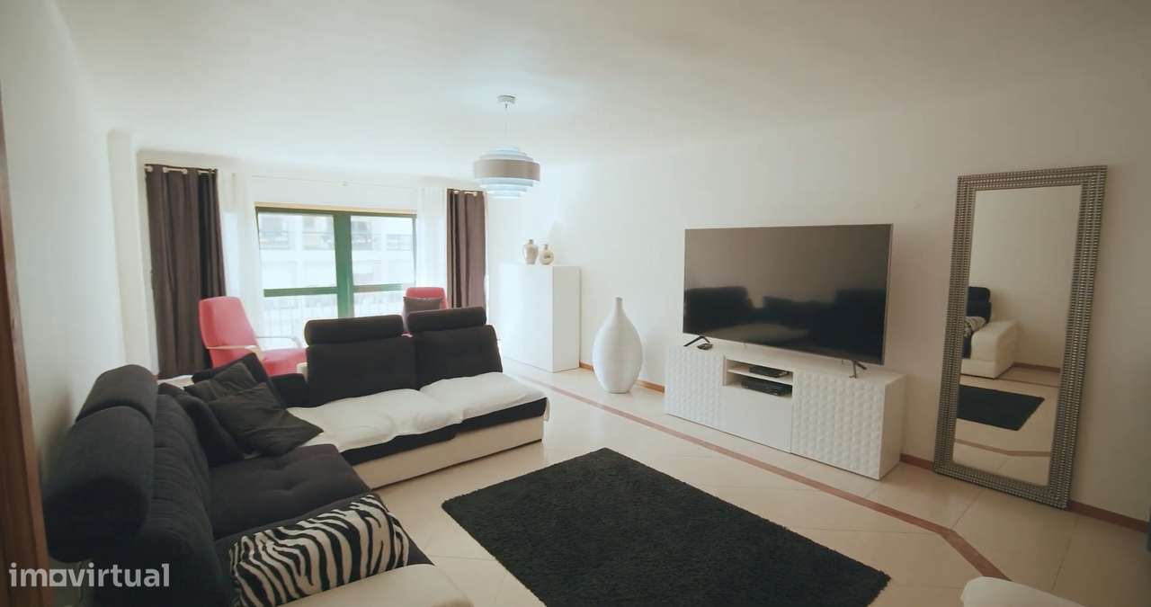 Excelente T2 com 87m2 na Urb. Alto de Tercena em Queluz, Sintra. - Grande imagem: 3/23