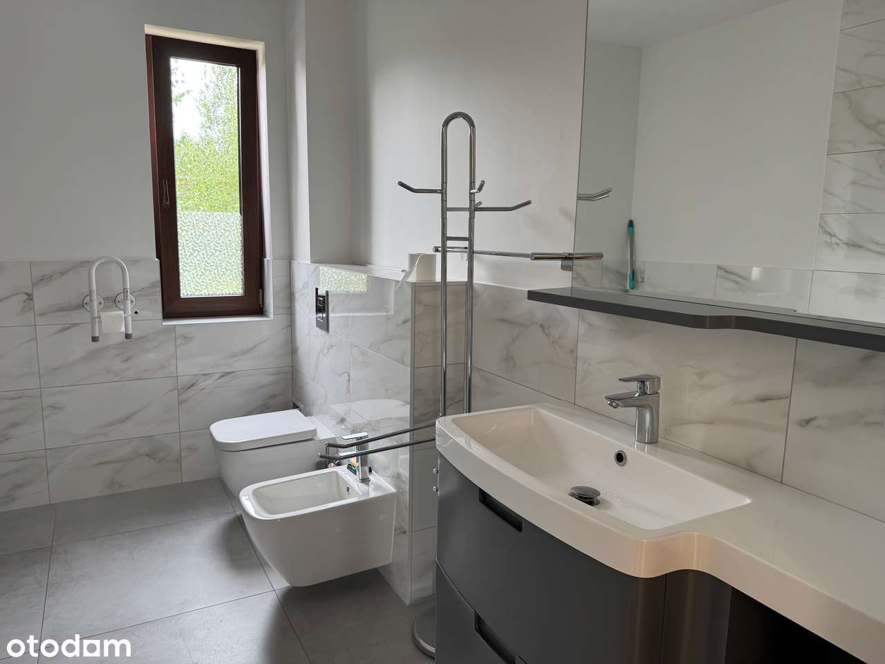 Dom parterowy nad jeziorem Białym - nowy-9