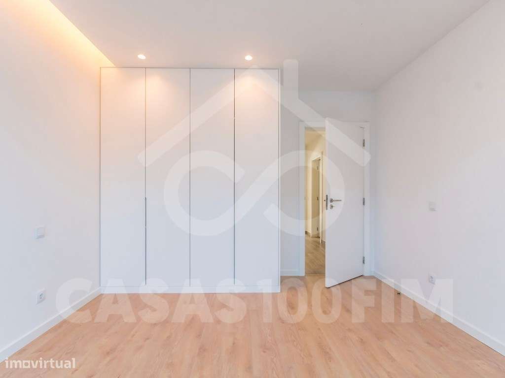 Apartamento T3 em Condomínio Fechado com Piscina-11
