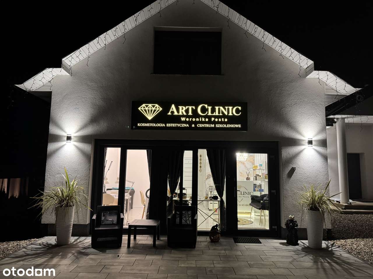 Elegancki nowy dom 264m2 z gotowym gabinetem w wysokim standardzie - Pełny obrazek: 5/20