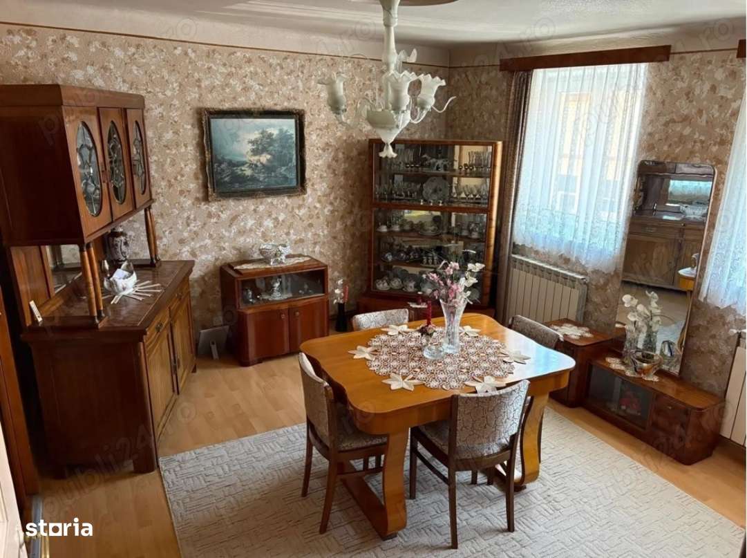 Casa singur in curte in Orasul de Jos-5