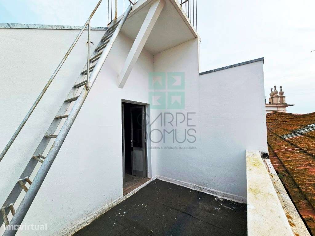 Apartamento T5 duplex, frente marina, na Figueira da Foz-46