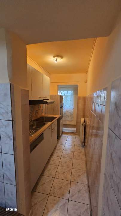 Apartament 2 camere de vanzare – Micro 15, Aleea Ozana - Imagine principală: 1/10