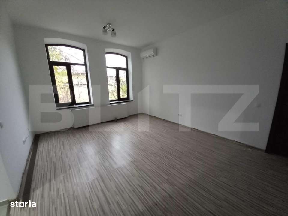 Casa cu 4 camere, 161 mp utili, teren cu 512 mp, Ultracentral - Imagine principală: 4/17