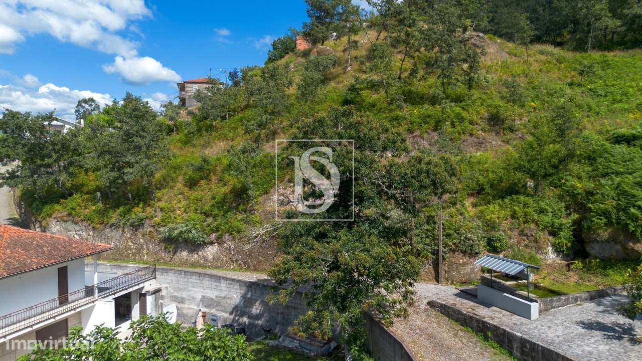 Terreno do Fontanário - Jazente - Grande imagem: 5/22