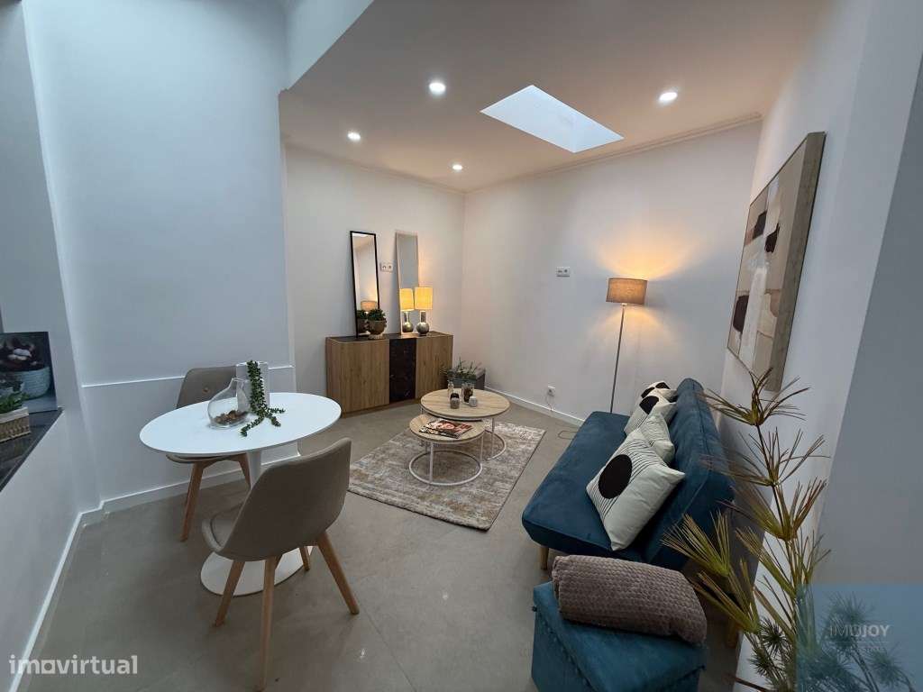 Apartamento T3 Totalmente Remodelado Na Penha De Franca