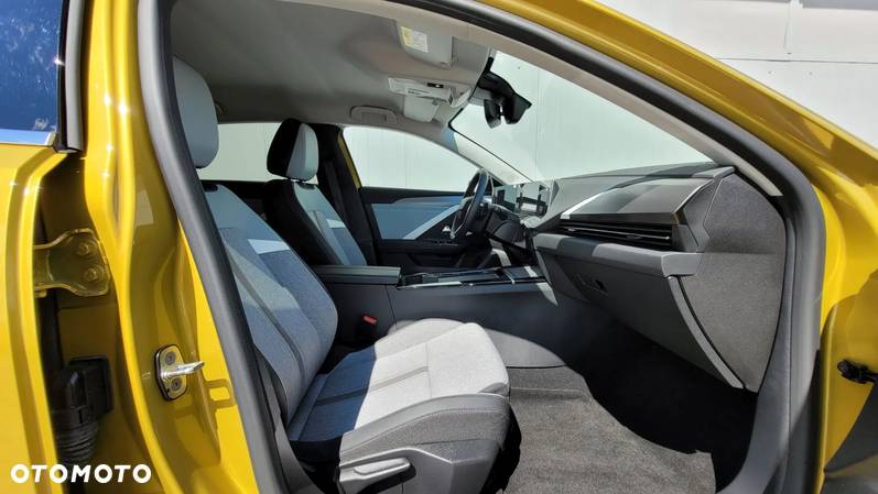Opel Astra VI 1.2 T Elegance S&S - 17