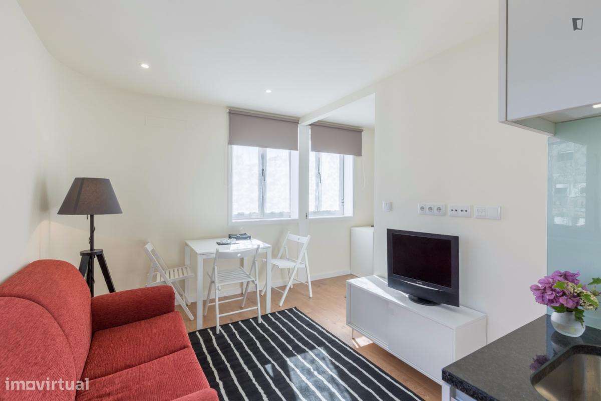 Apartamento com 1 quartos - localizado em Sé Porto - Grande imagem: 5/10