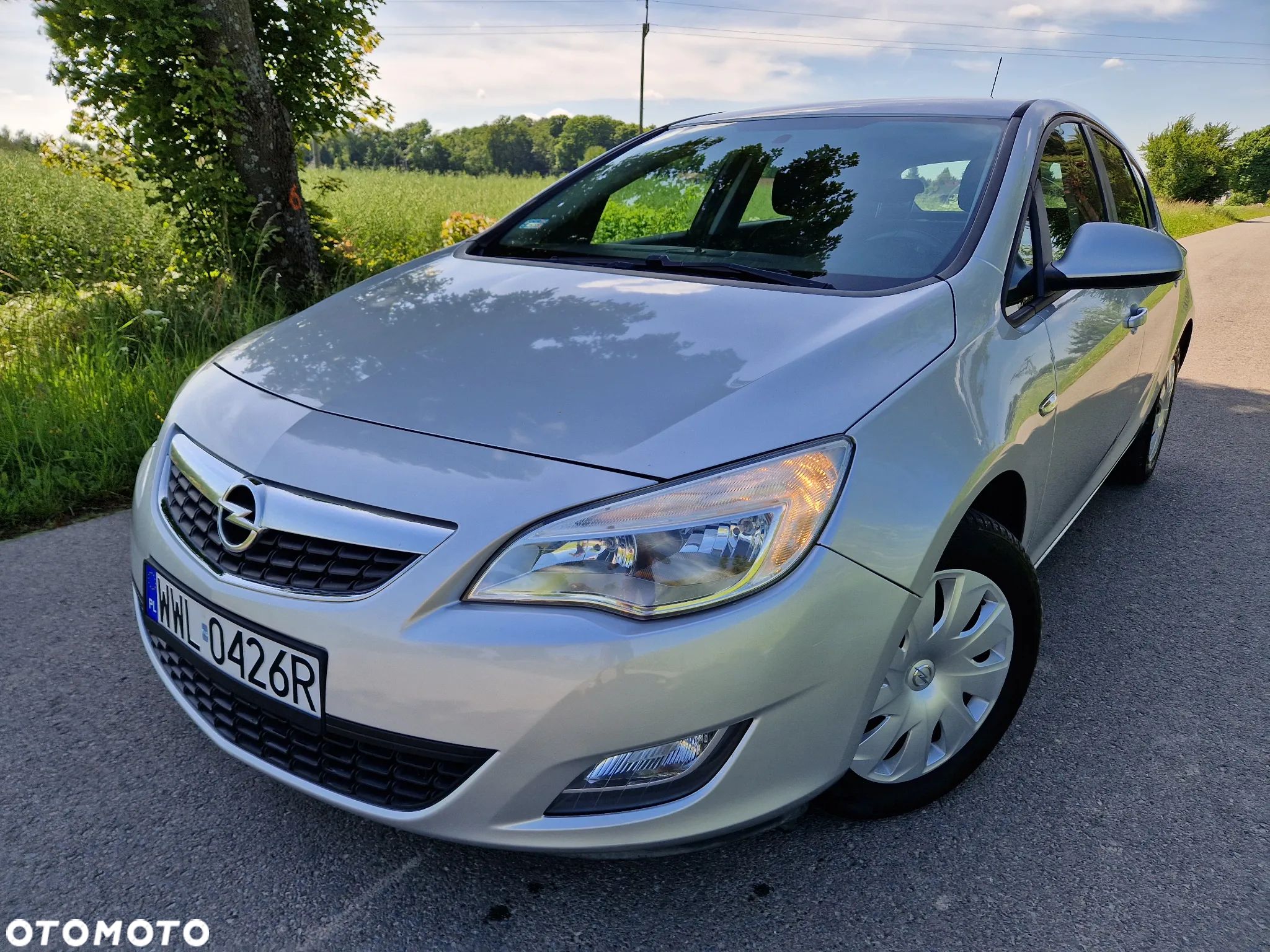 Opel Astra IV 1.6 Active - 1