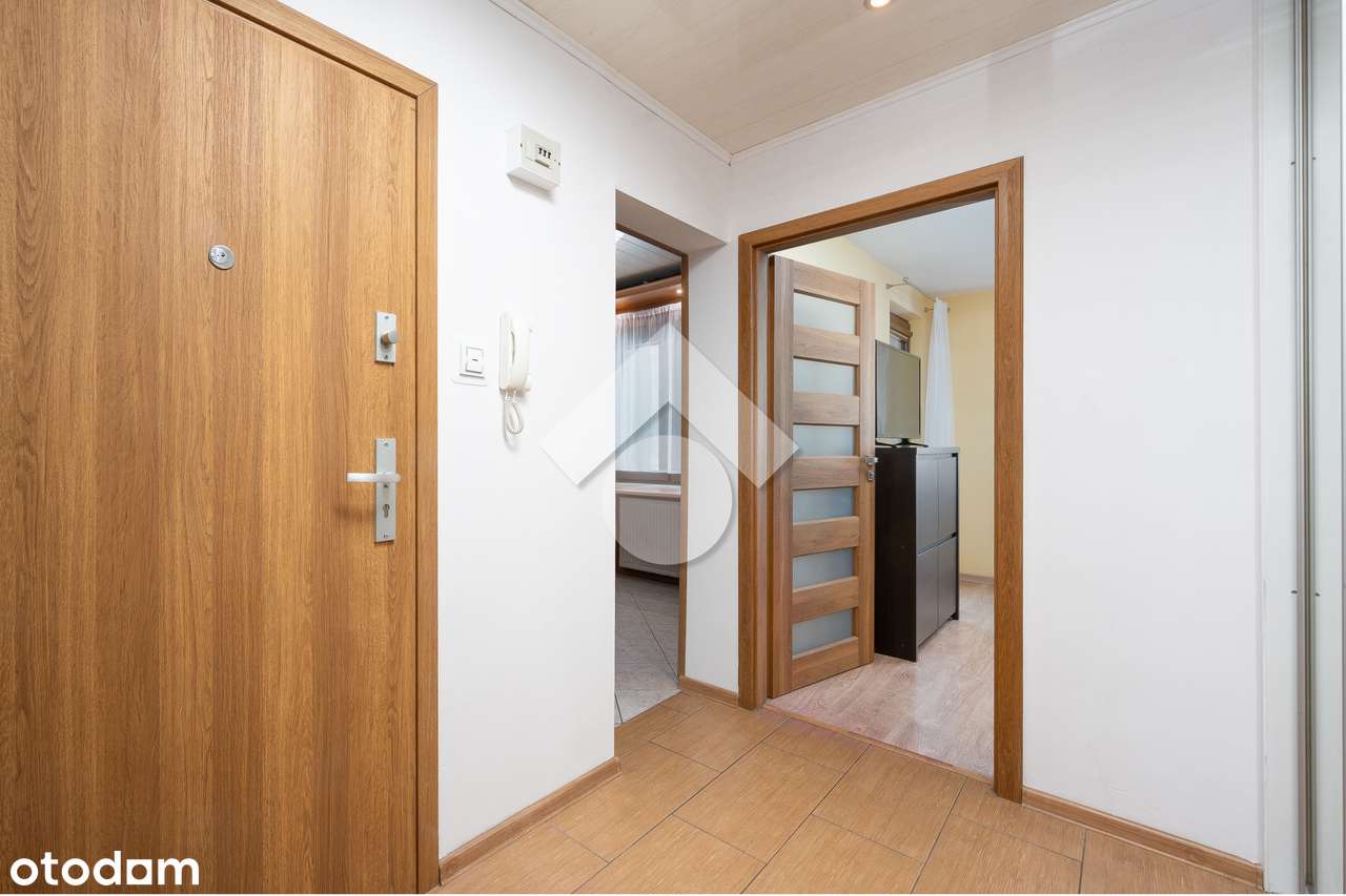 Jasne 3-pokojowe mieszkanie, oddzielna kuchnia, loggia-4