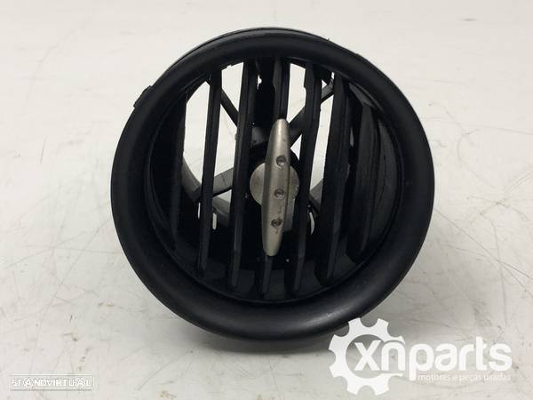 Conduta de ar Centro/Frente Preto Usado SEAT IBIZA III (6L1) 1.9 TDI | 02.02 - 1... - 2