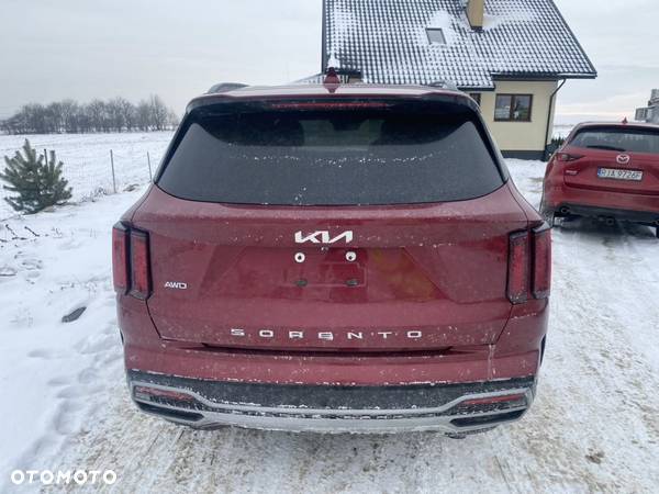 Kia Sorento - 16