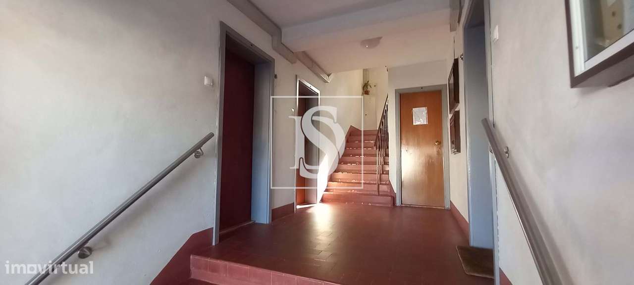 Apartamento T3 c/ arrecadação em Monte Abraão, Sintra-27