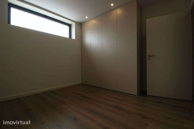 Fantástico Apartamento T2+escritório novo no Centro de Vila Verde-8