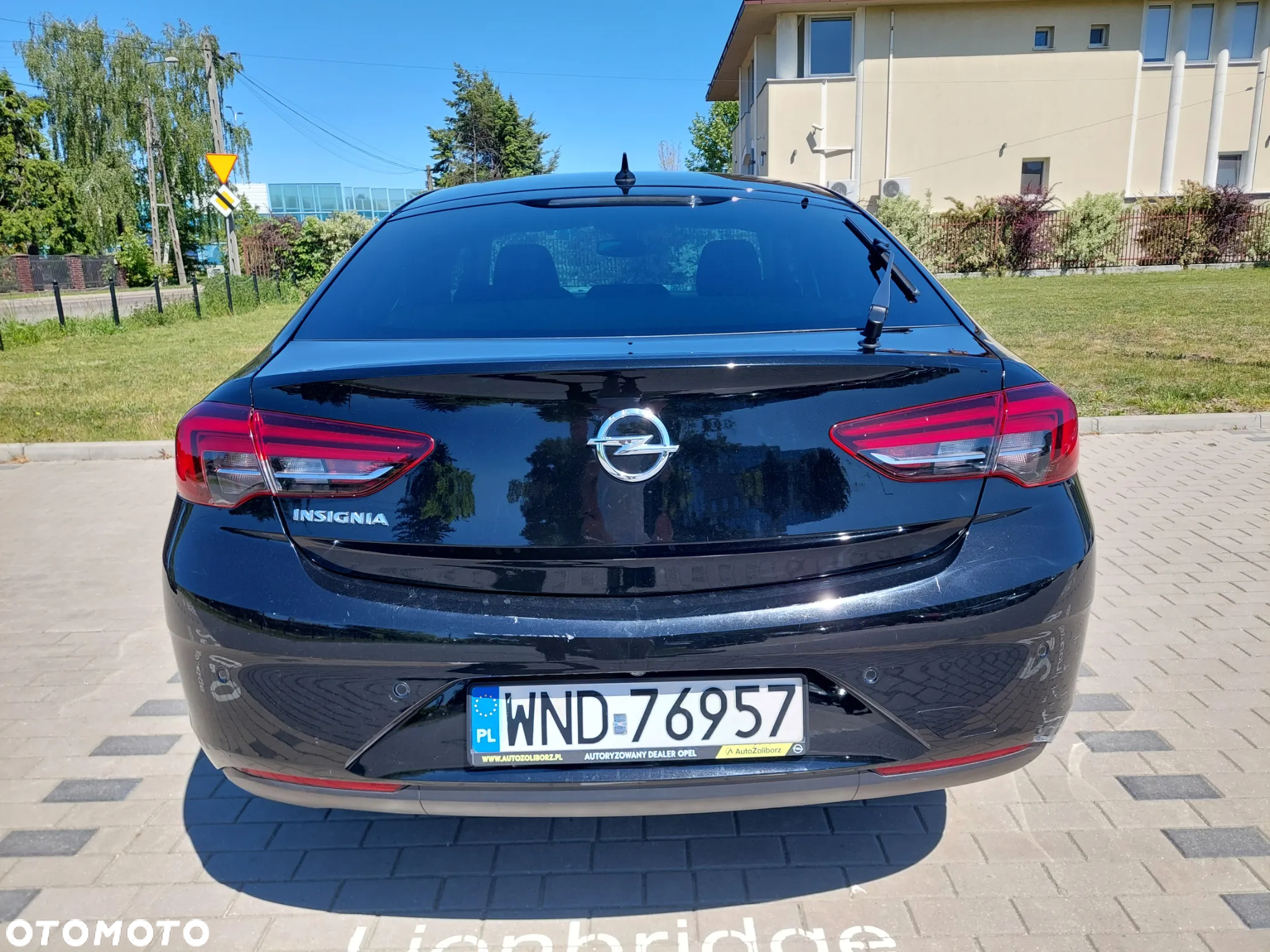 Opel Insignia - 10