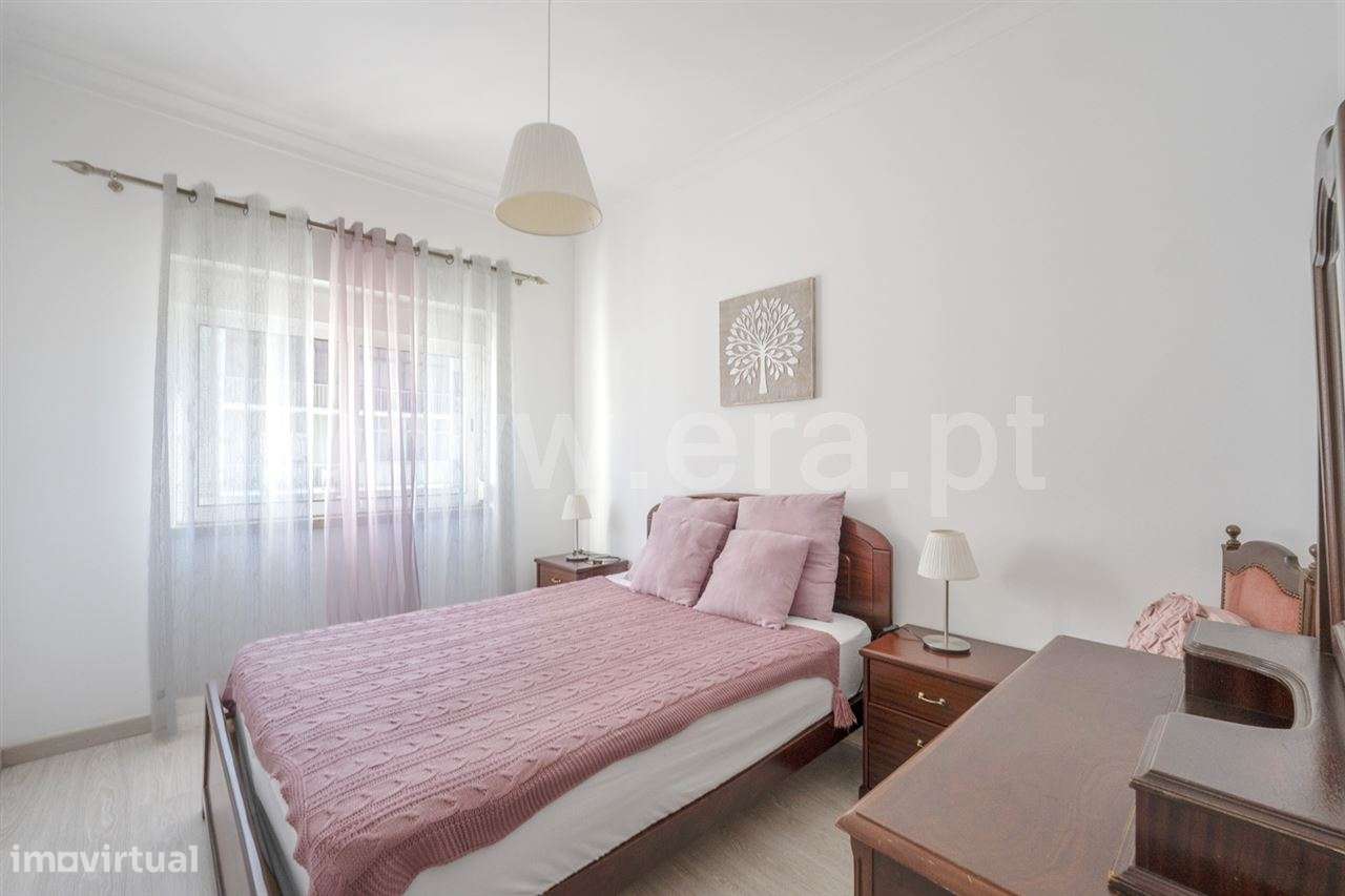 Apartamento T2; Cruz de Pau-9