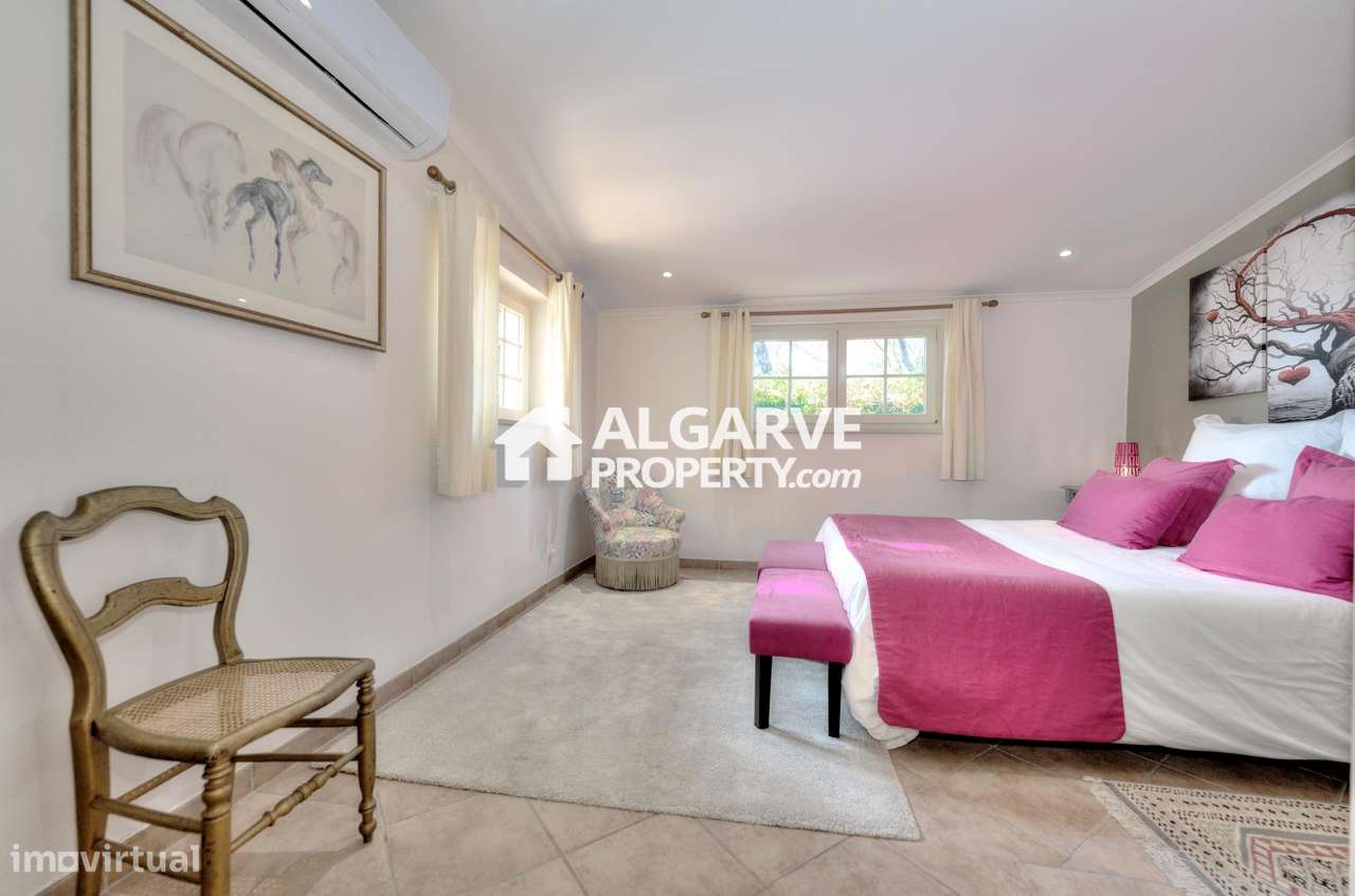 Moradia V4 térrea perto da praia entre Vilamoura e Vale do Lobo-33