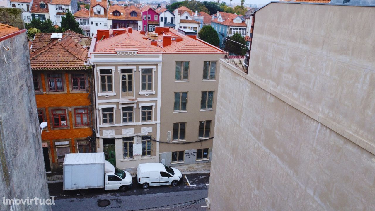 Apartamento T2 na Rua da Boavista Porto