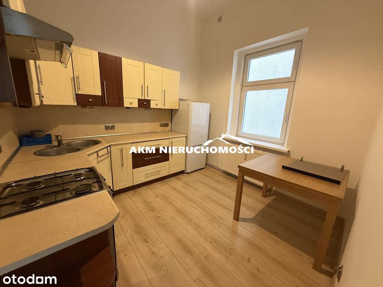 Duże mieszkanie z potencjałem w kamienicy - Pełny obrazek: 5/9