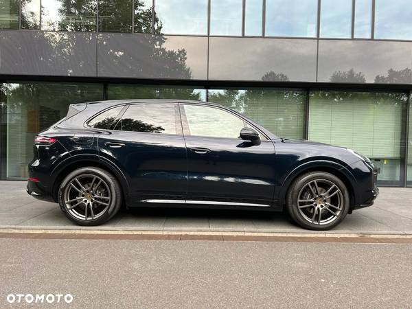 Porsche Cayenne - 12