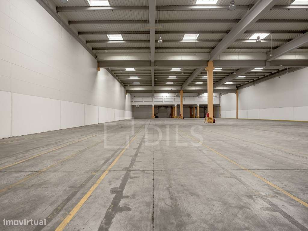 Armazém para arrendar na Quinta da Marquesa, em Palmela - Grande imagem: 5/29