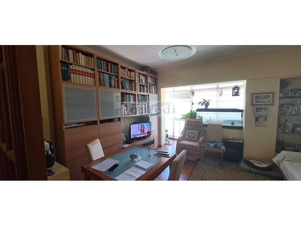 Apartamento T3 Quinta das Palmeiras-0