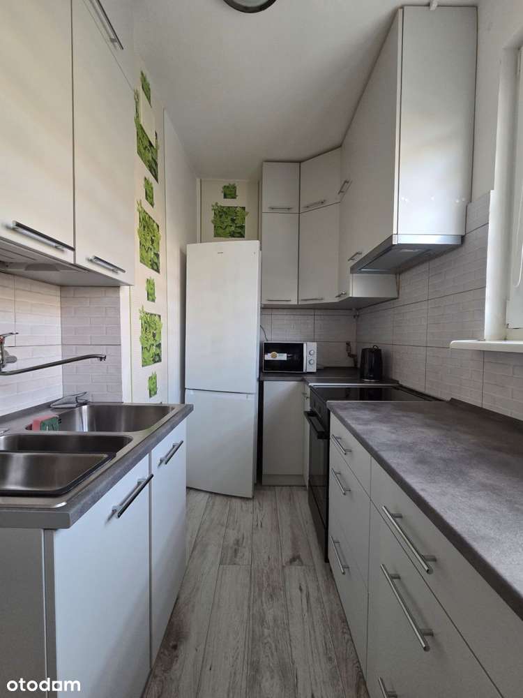 Dwupokojowe mieszkanie na wynajem w Chyloni. - Pełny obrazek: 5/13