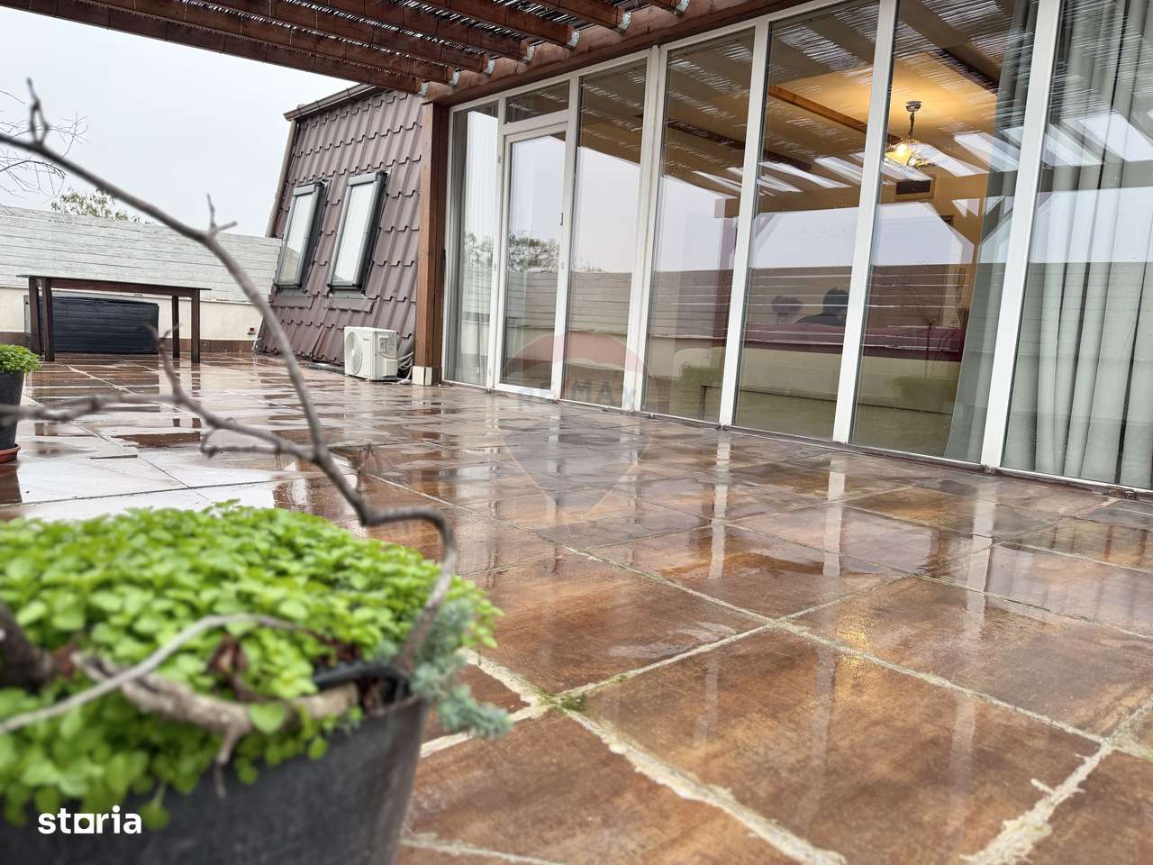 Apartament de 3 camere cu terasă generoasă în Complexul New Residence-19