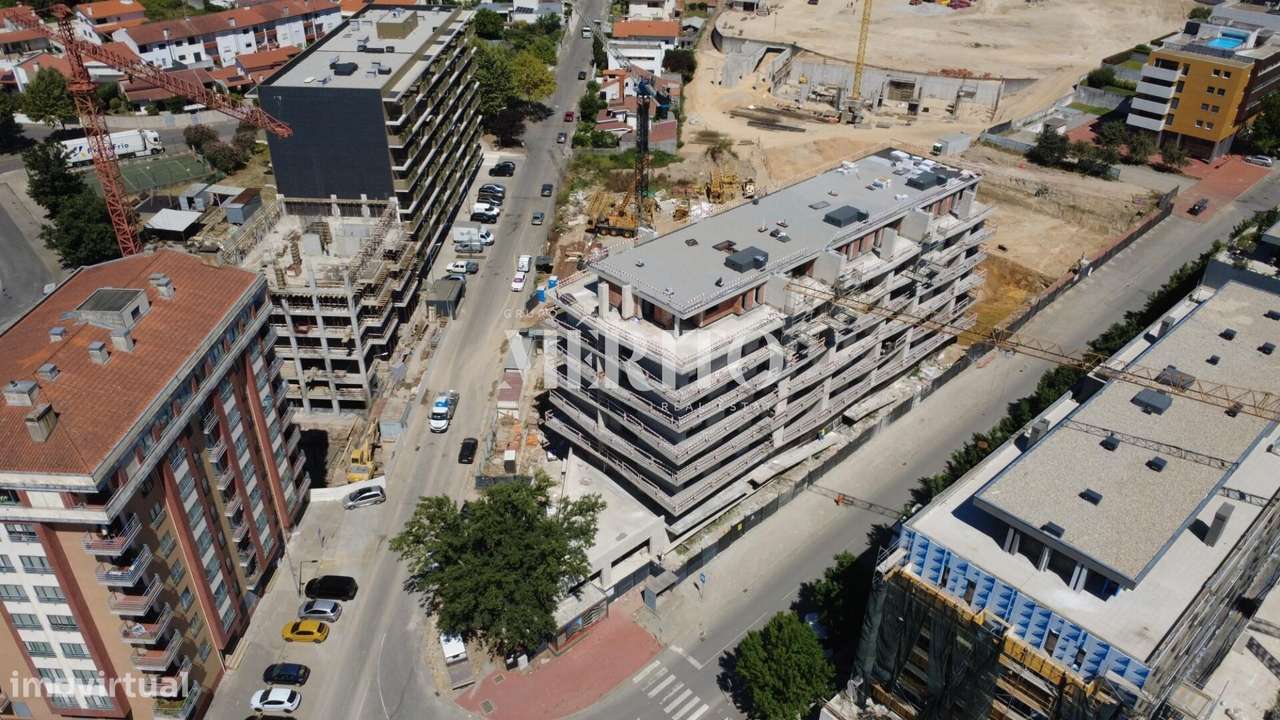 T3 NOVO NO CENTRO DE VILA NOVA DE FAMALICÃO - Grande imagem: 1/17