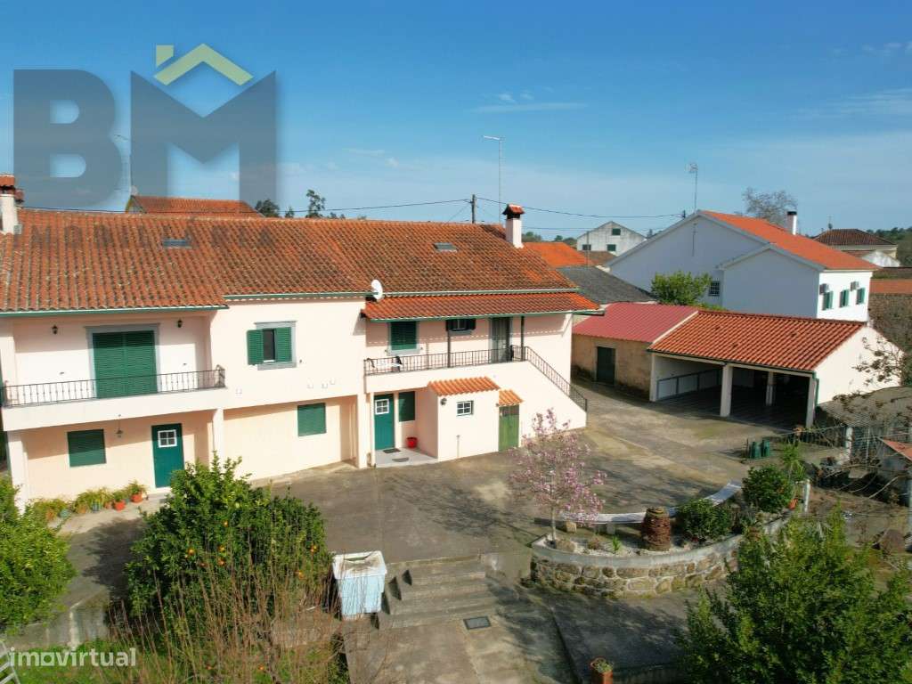 Moradia T4 com 5000m2 de terreno - Escalos de Baixo (Castelo Branco)-21