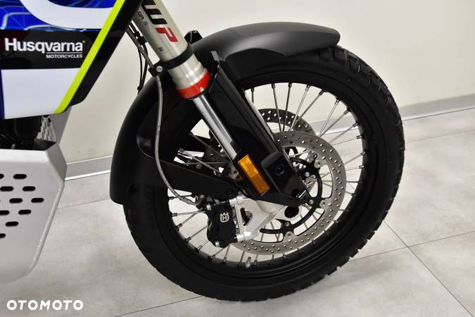 Husqvarna 701 - 25