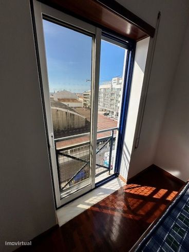 Vendo Apartamento T.3 - Com parqueamento a 70 Mts da Praia em Nazaré-33