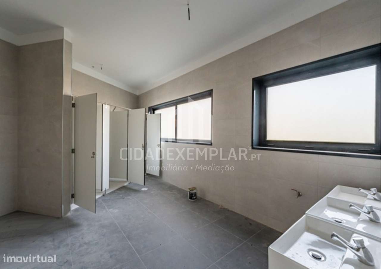 Versátil Pavilhão industrial em Macieira, Lousada-12