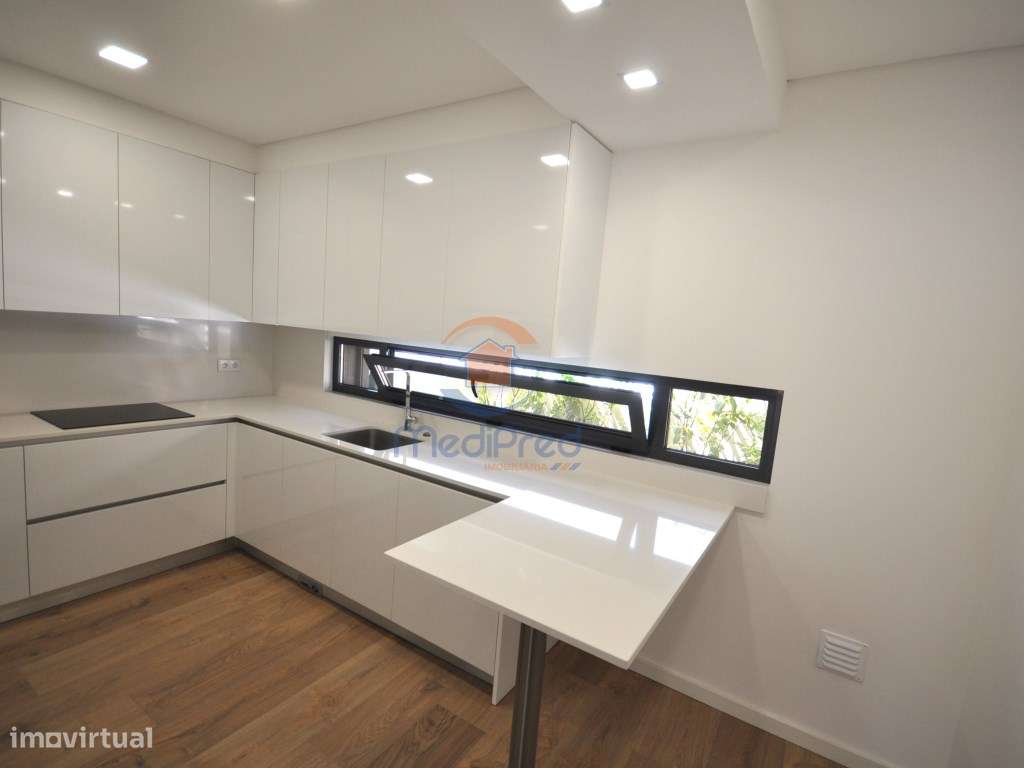 Moradia T4 NOVA em condomínio privado com piscina | Loures - Grande imagem: 5/60