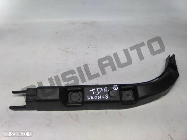 Guia / Encaixe Pára-choques Trás Direito 1p080_7864 Seat Leon ( - 1