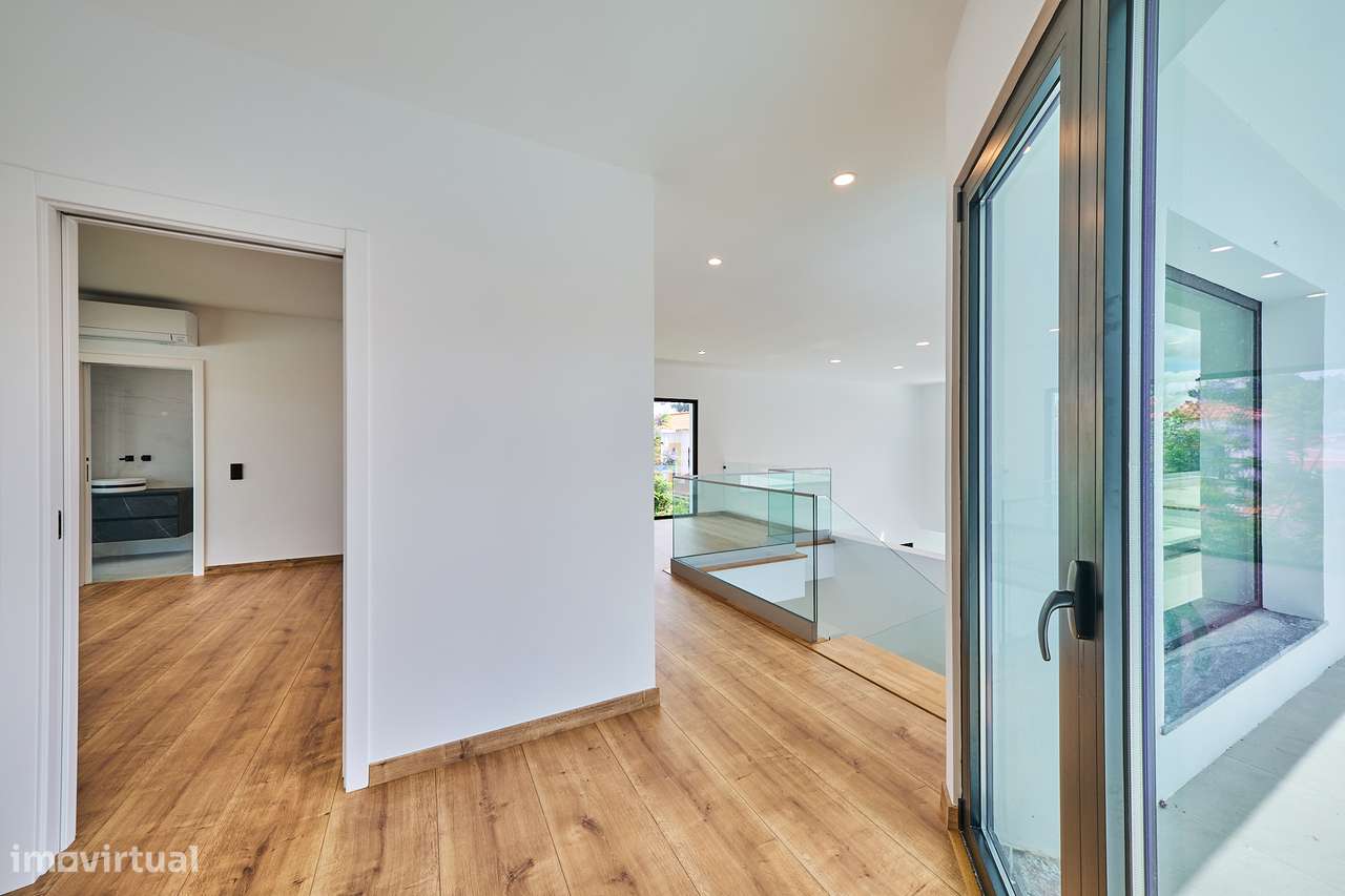 Moradia Isolada com piscina, Verdizela, Seixal-14