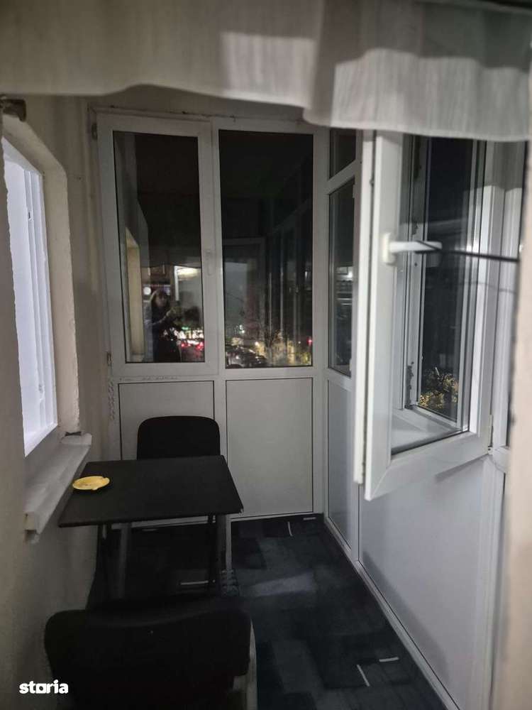 Brazdă, etaj 3/4, preț 100 000 euro negociabil - Imagine principală: 2/5