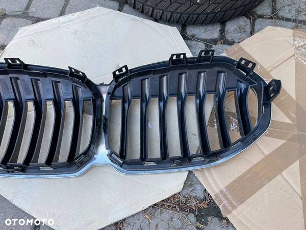 BMW 1 F40 19- Grill Atrapa Nerki - 8