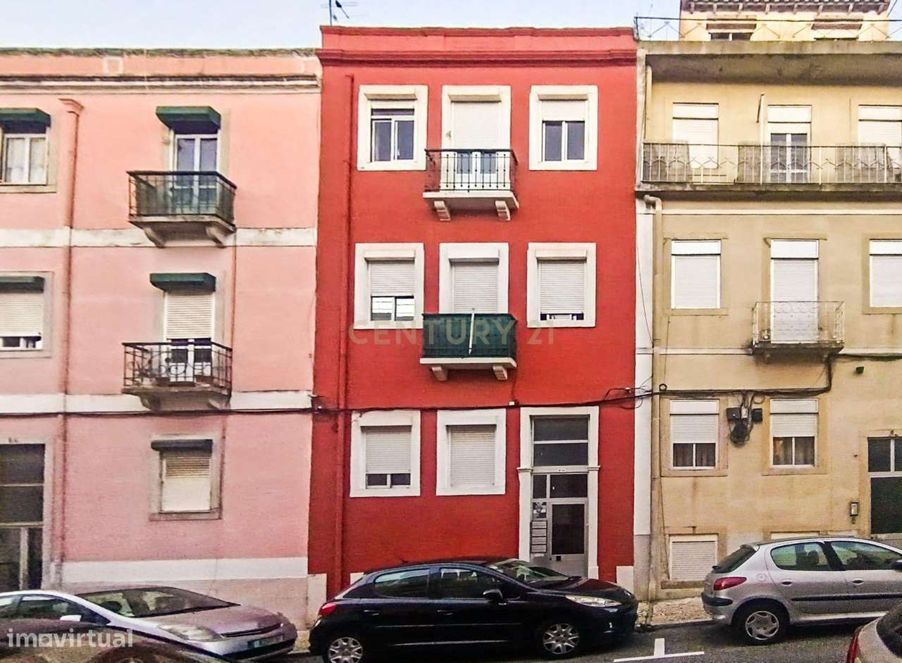 Prédio para Recuperação na Penha de França, Lisboa - Grande imagem: 1/12