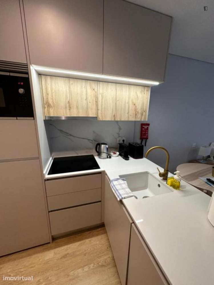 Estúdio - localizado em Paranhos Porto - Grande imagem: 5/6