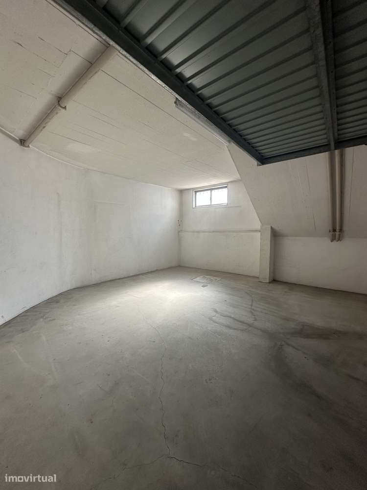 Garagem box com janela 31 m2 - Grande imagem: 4/6