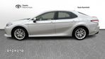 Toyota Camry - 4