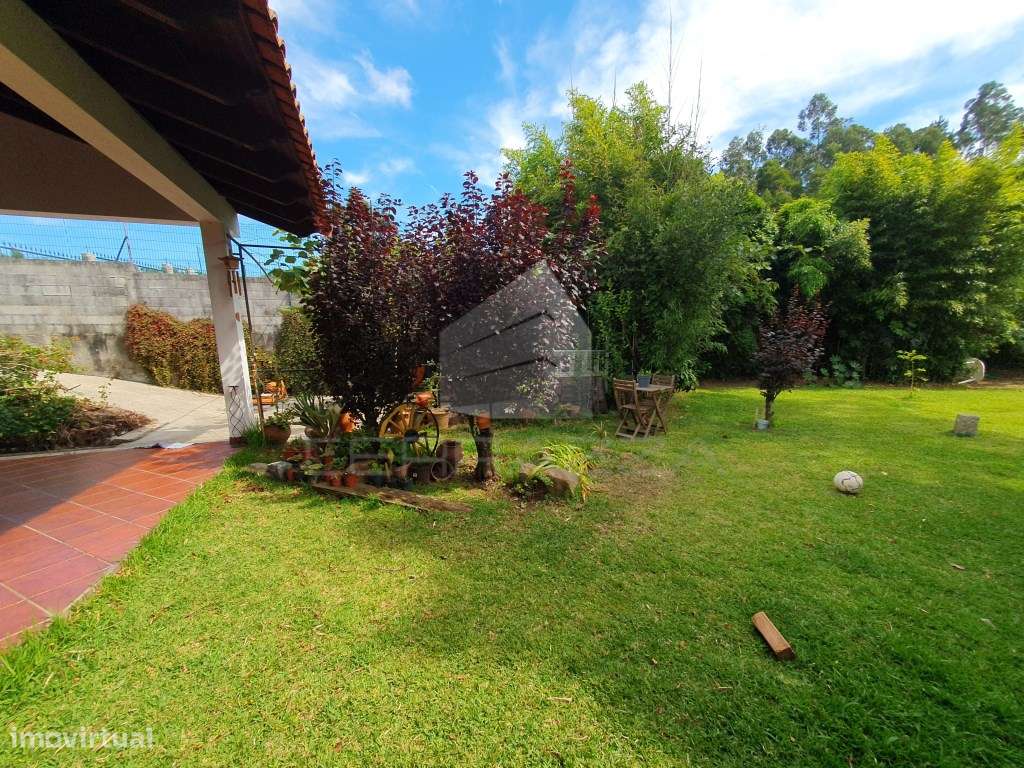 Moradia em Anta - Espinho-3