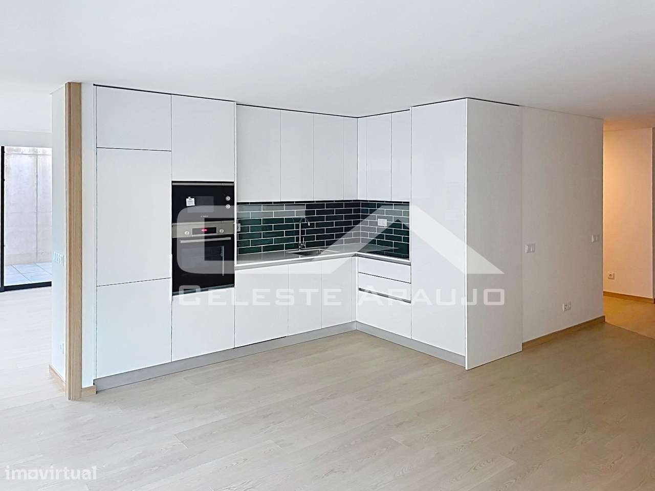 Apartamento T2+1 NOVO em São João da Madeira-6