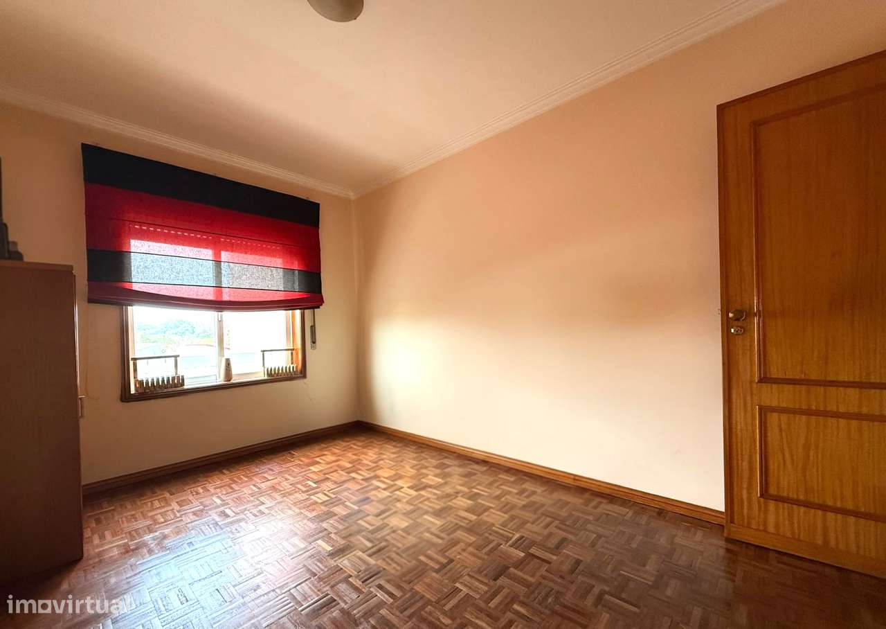 Apartamento T3 em Ovar com garagem fechada-6