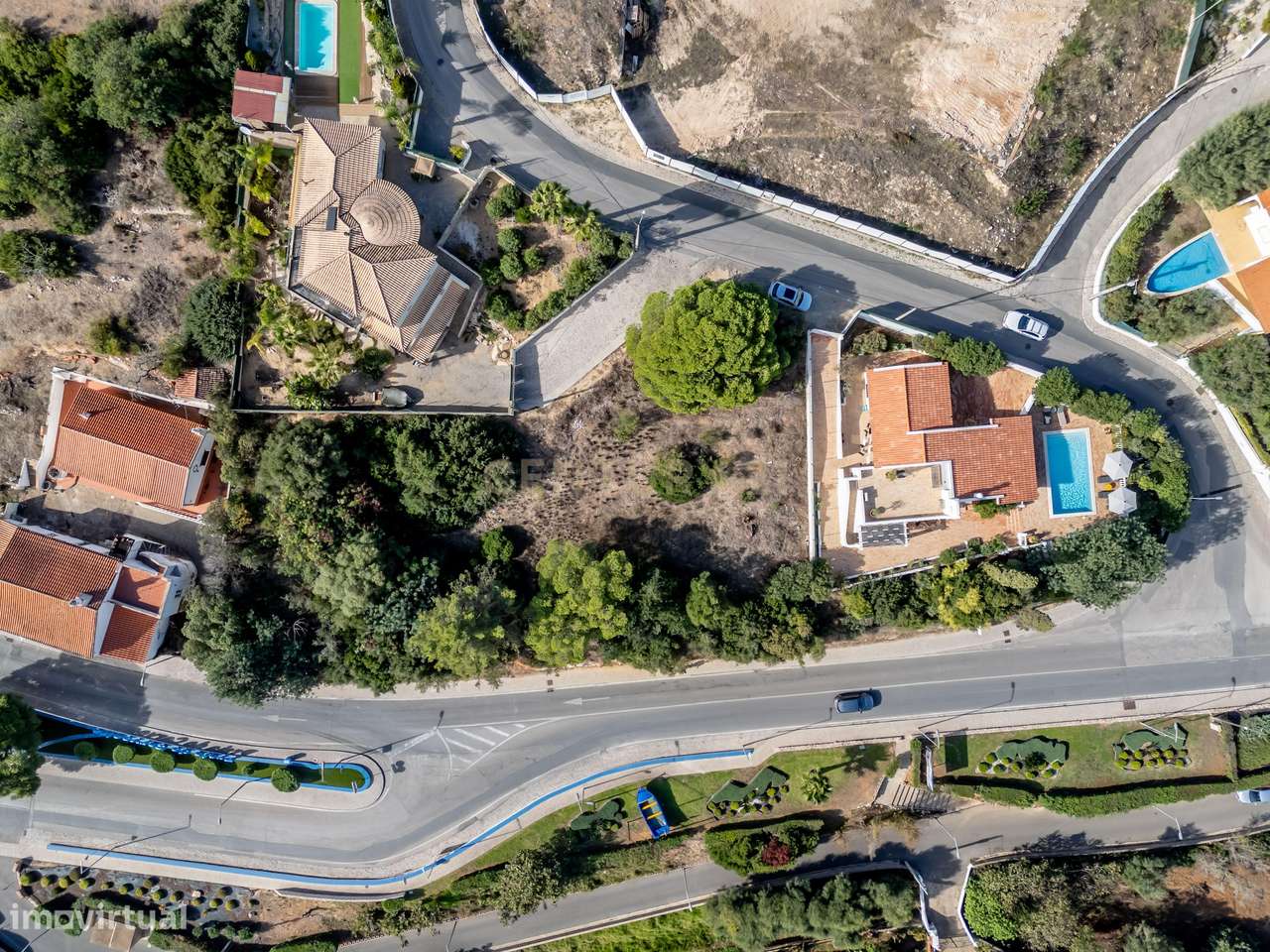 Lote de Terreno em Carvoeiro, Lagoa - Um Convite a Viver o Melhor do A - Grande imagem: 4/13